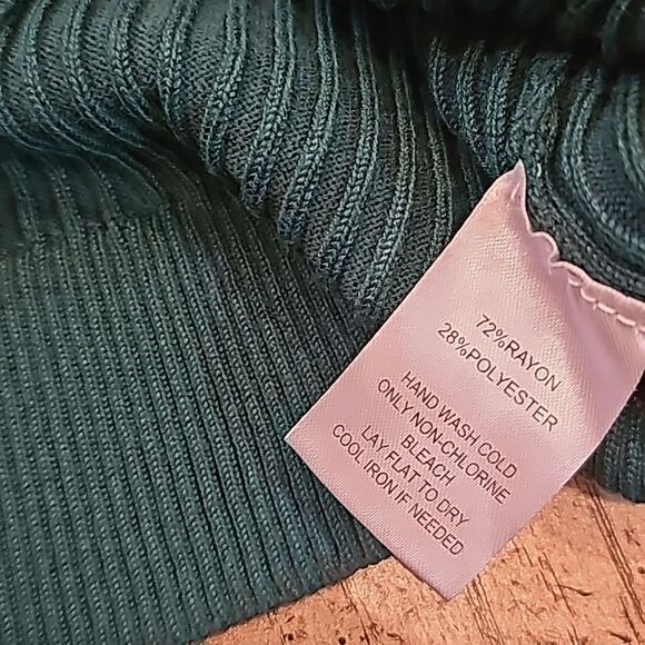 Emerald green long sleeve top PL Madison Grey - Picture 8 of 12